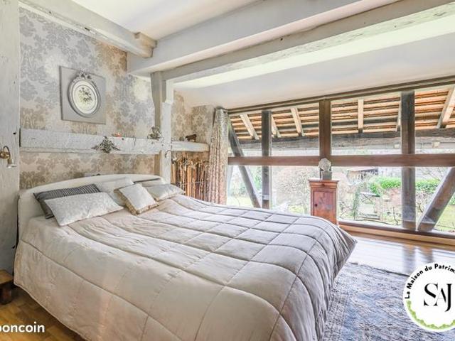 Propriété 6 pièces 180 m²
