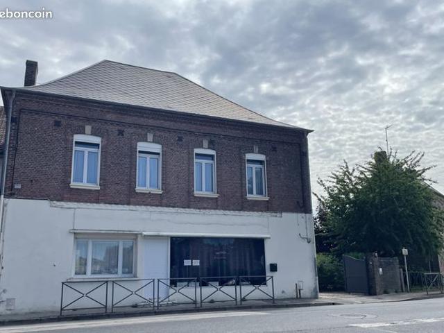 Propriété 6 pièces 180 m²