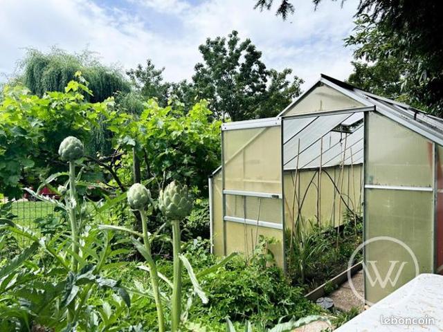 Propriété 6 pièces 180 m²