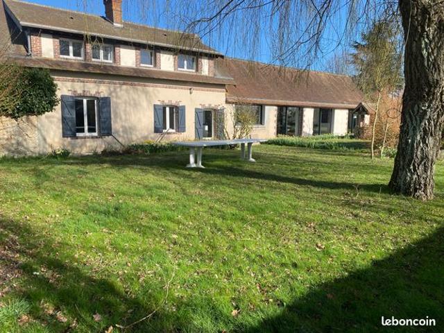 Propriété 6 pièces 180 m²