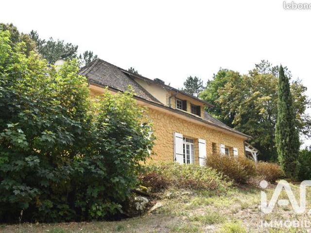 Propriété 6 pièces 181 m²