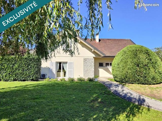 Propriété 6 pièces 181 m²