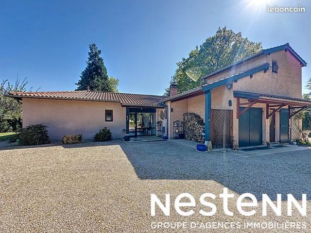 Propriété 6 pièces 181 m²