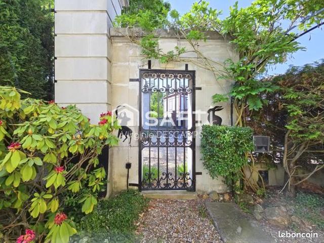 Propriété 6 pièces 182 m²