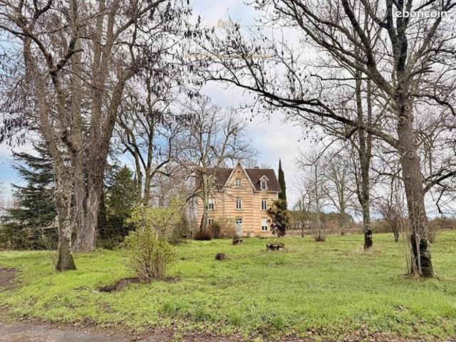 Propriété 6 pièces 182 m²