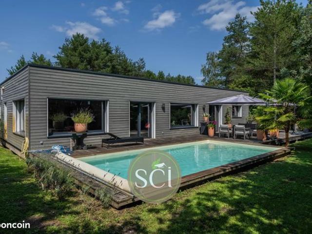 Propriété 6 pièces 182 m²