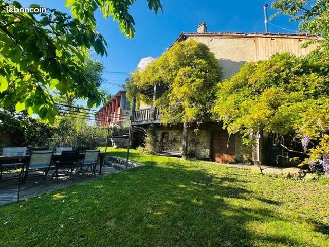 Propriété 6 pièces 182 m²