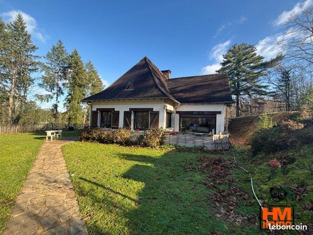 Propriété 6 pièces 182 m²