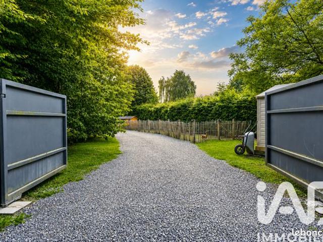 Propriété 7 pièces 183 m²