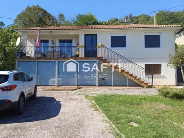 Propriété 6 pièces 183 m²