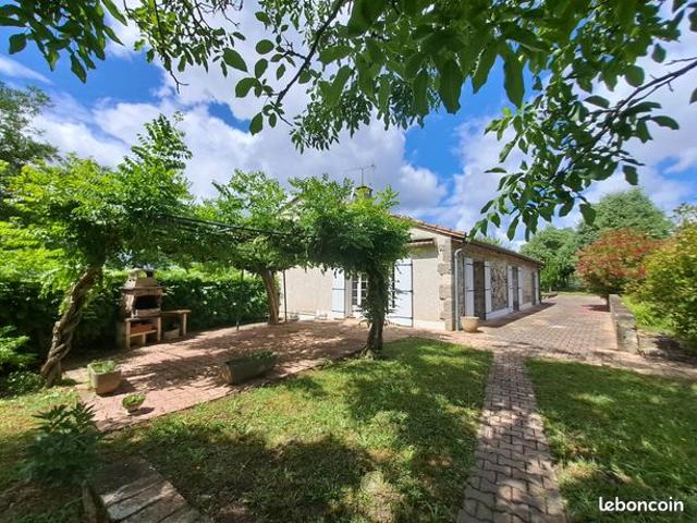 Propriété 6 pièces 194 m²