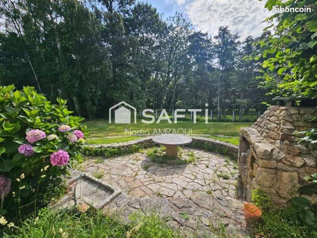 Propriété 6 pièces 194 m²