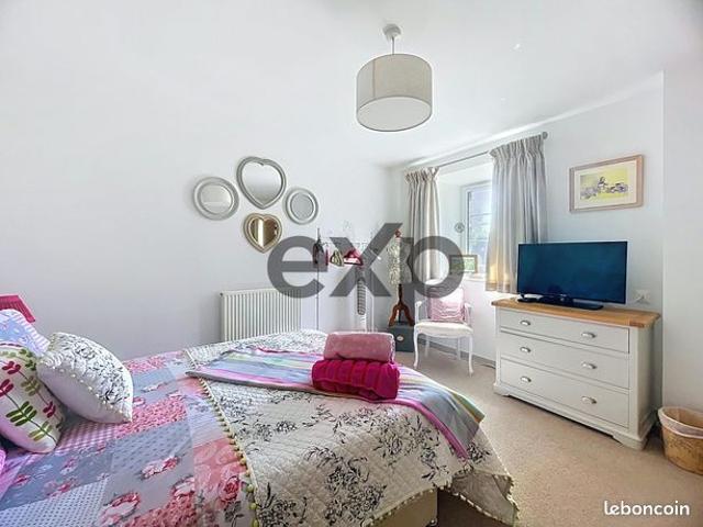 Propriété 6 pièces 194 m²