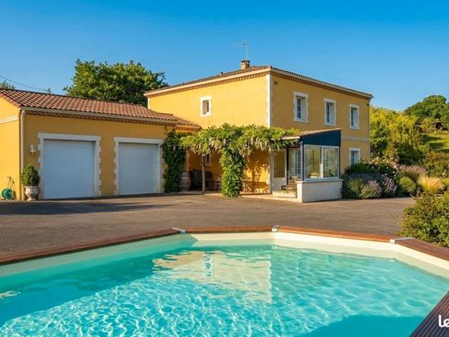 Propriété 6 pièces 195 m²
