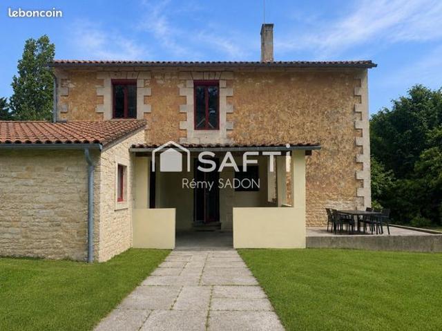 Propriété 6 pièces 195 m²