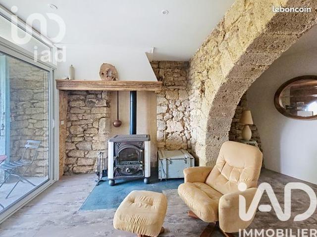 Propriété 6 pièces 196 m²