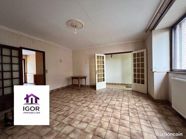 Propriété 6 pièces 196 m²