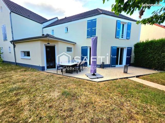 Propriété 6 pièces 197 m²