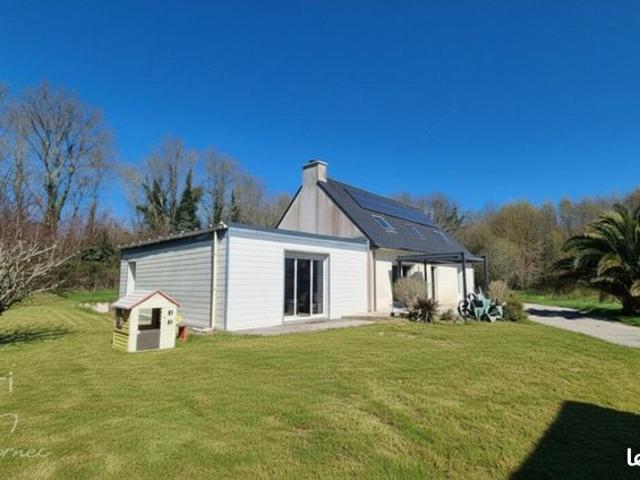 Propriété 6 pièces 197 m²