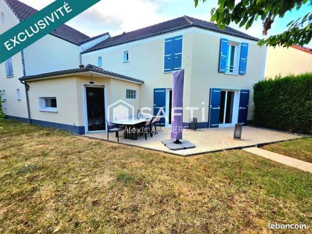 Propriété 6 pièces 198 m²