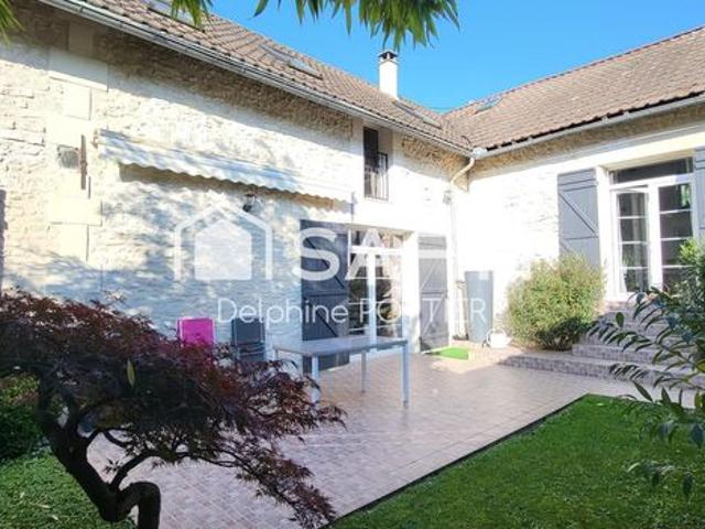 Propriété 6 pièces 199 m²