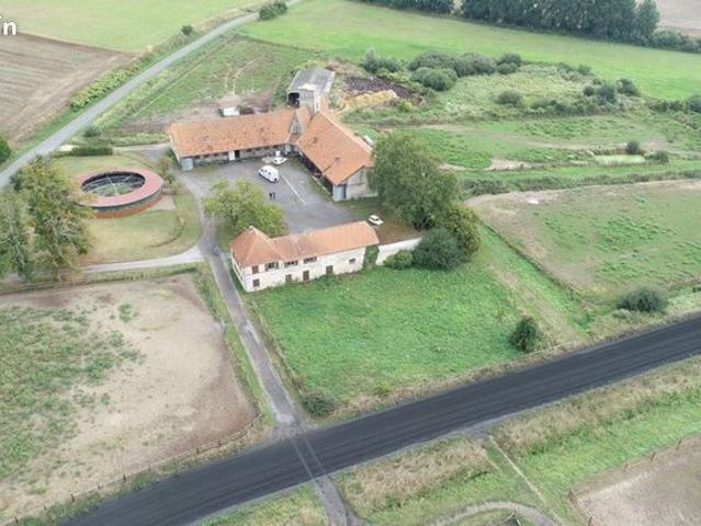 Propriété 6 pièces 190 m²