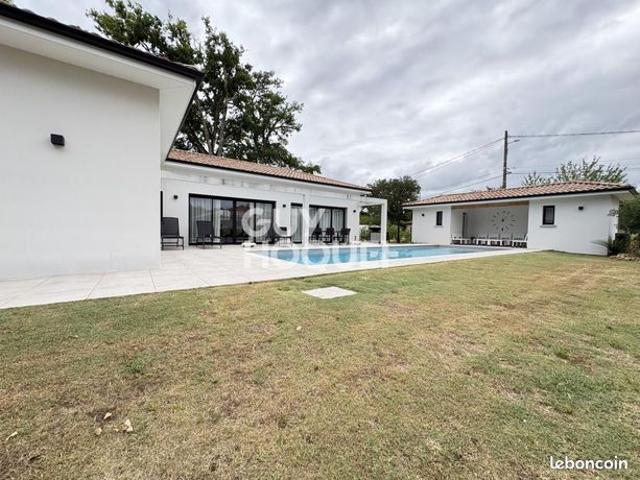 Propriété 6 pièces 190 m²