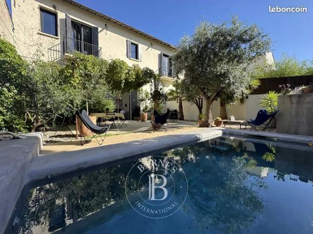 Propriété 6 pièces 190 m²