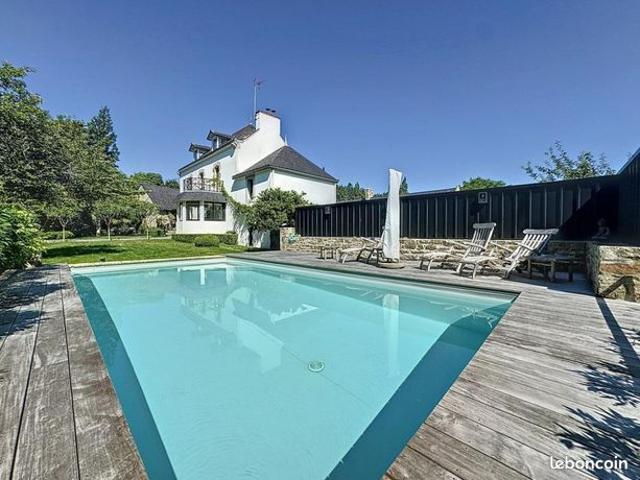 Propriété 6 pièces 190 m²