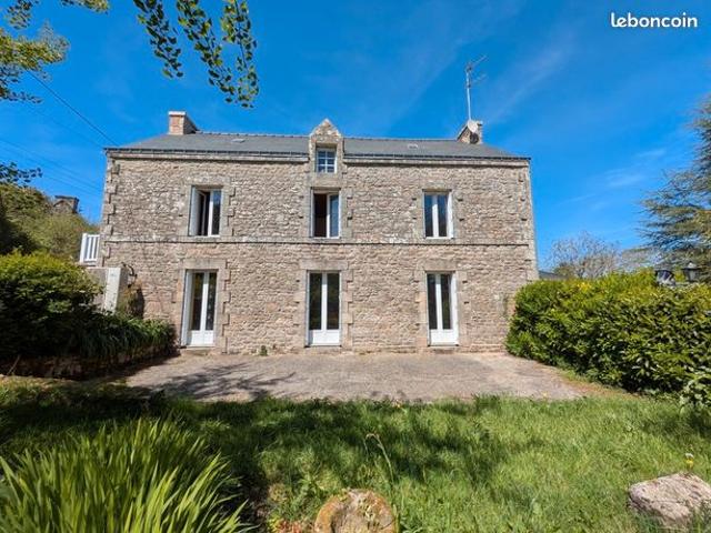 Propriété 6 pièces 215 m²