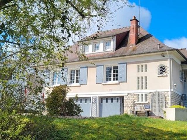 Propriété 6 pièces 190 m²