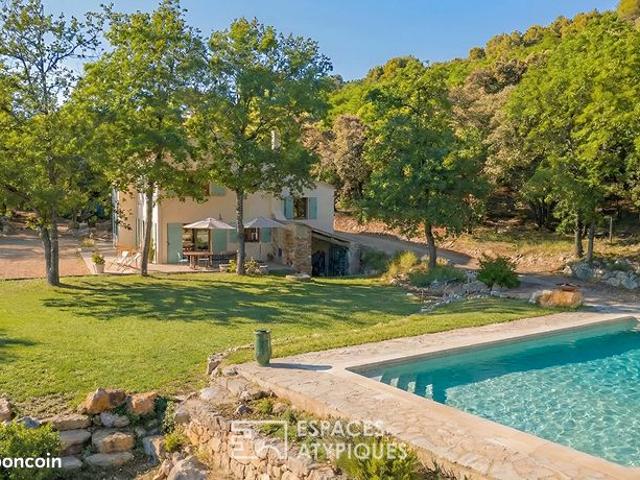 Propriété 6 pièces 190 m²