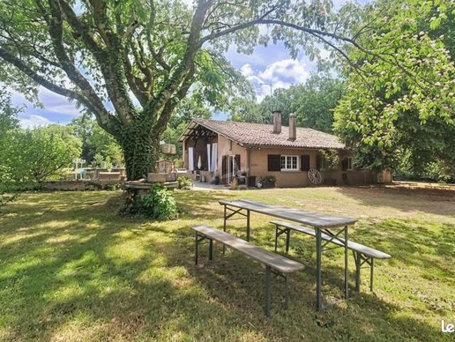 Propriété 6 pièces 191 m²