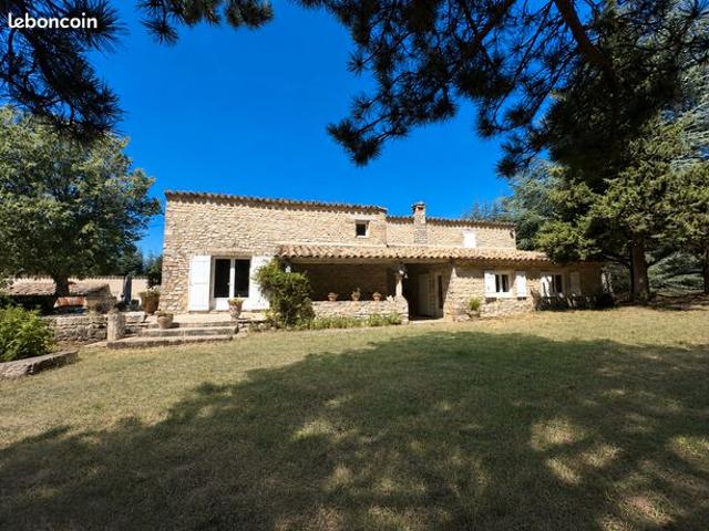 Propriété 6 pièces 191 m²