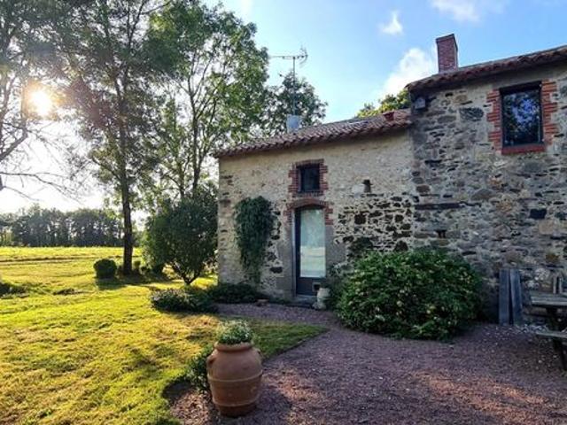 Propriété 6 pièces 192 m²