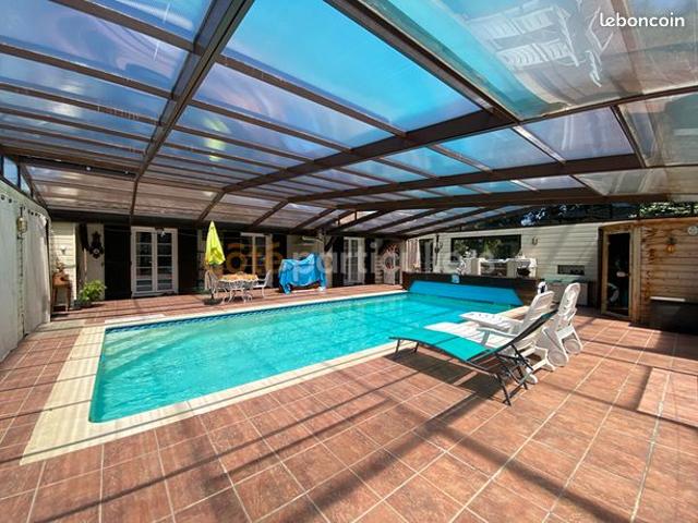 Propriété 6 pièces 193 m²