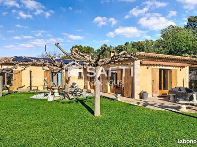 Propriété 6 pièces 193 m²