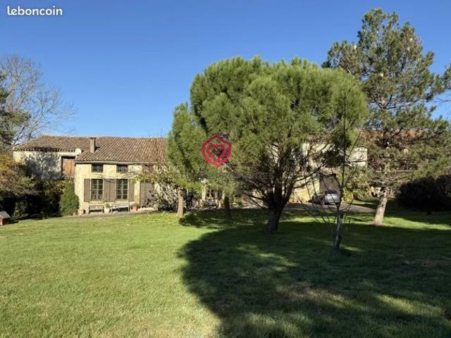 Propriété 6 pièces 204 m²