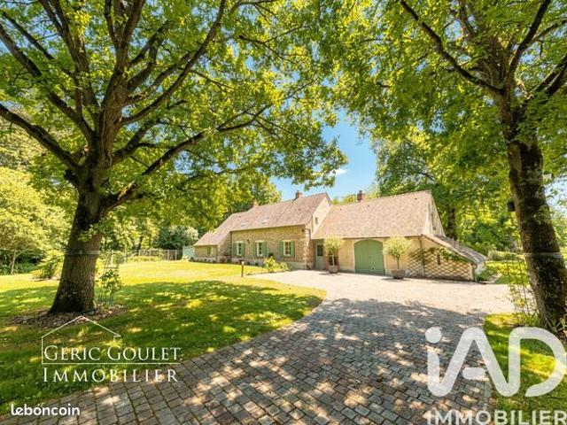 Propriété 6 pièces 204 m²