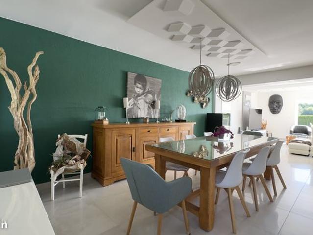 Propriété 6 pièces 205 m²
