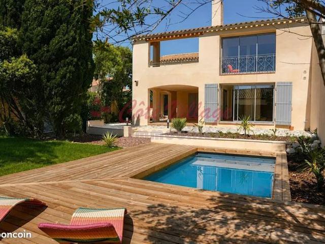 Propriété 6 pièces 205 m²