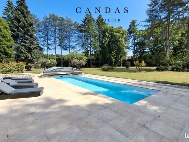 Propriété 6 pièces 205 m²