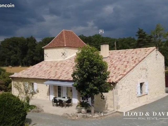 Propriété 6 pièces 206 m²