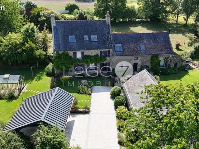 Propriété 6 pièces 208 m²