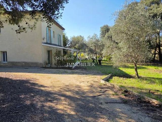 Propriété 6 pièces 209 m²