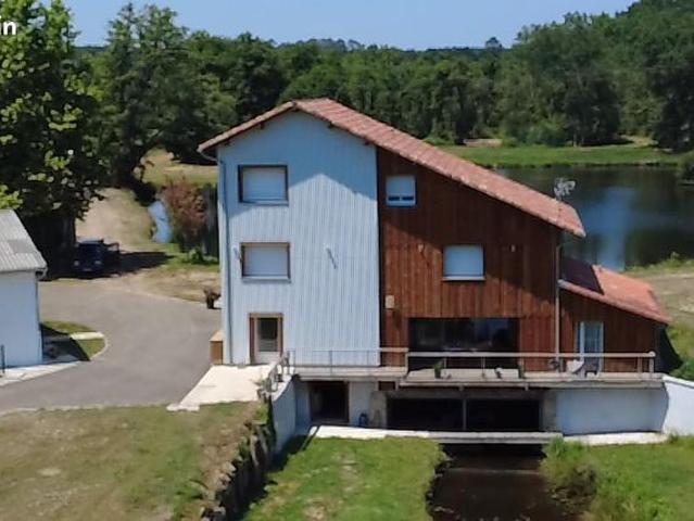 Propriété 6 pièces 209 m²