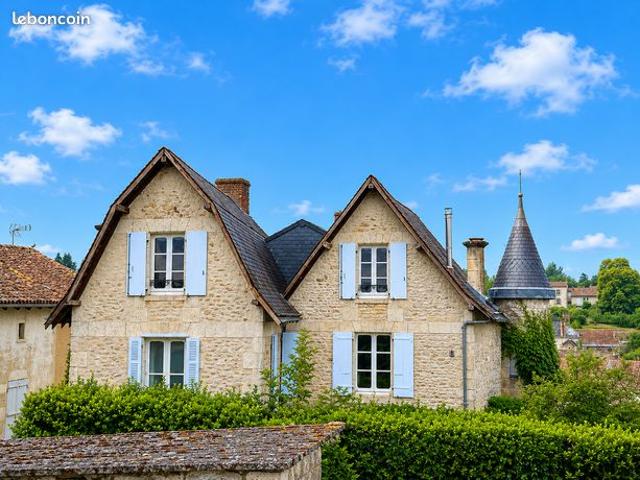 Propriété 6 pièces 209 m²