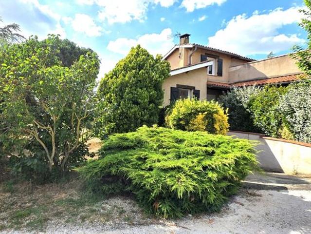 Propriété 6 pièces 209 m²