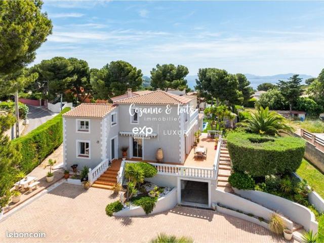 Propriété 6 pièces 200 m²