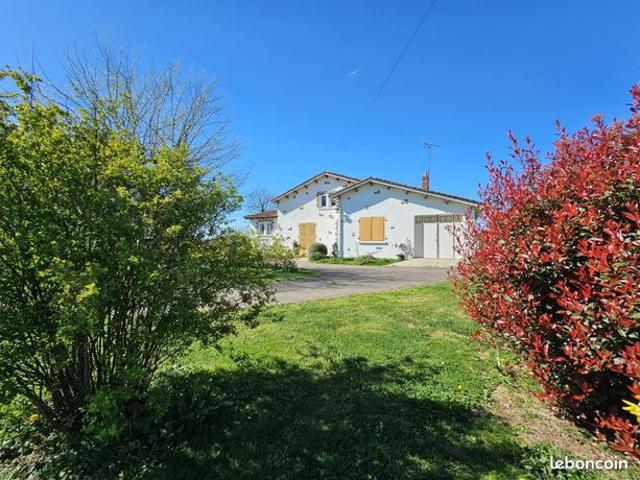 Propriété 6 pièces 200 m²